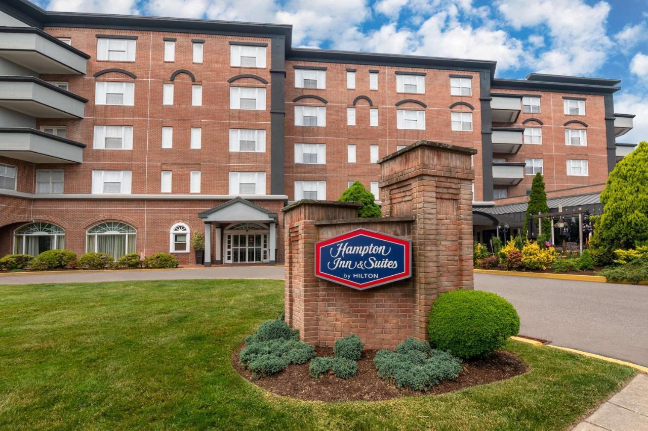 Hampton Inn & Suites Stamford Exterior foto